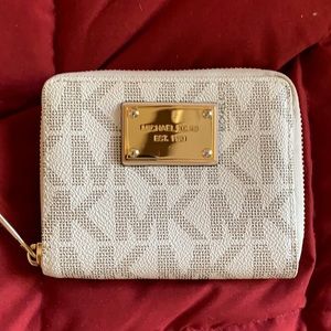 Michael Kors wallet